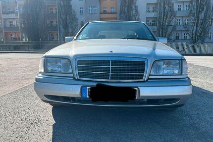 Mercedes-Benz C 180 Gebrauchtwagen