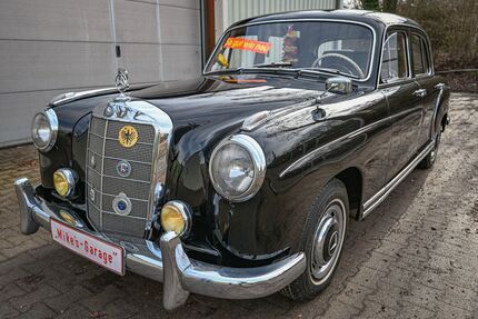 Mercedes-Benz 220 Gebrauchtwagen