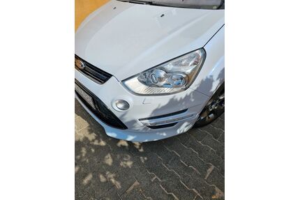 Ford S-Max Gebrauchtwagen