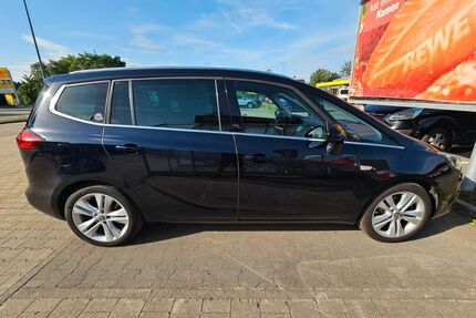 Opel Zafira Tourer Gebrauchtwagen