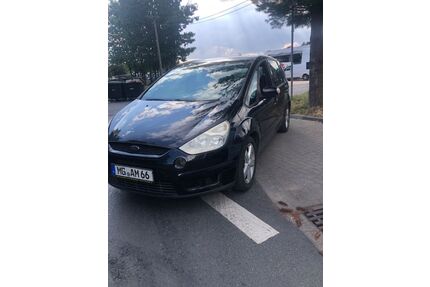Ford S-Max Gebrauchtwagen