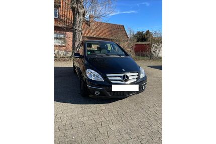 Mercedes-Benz B 200 Gebrauchtwagen