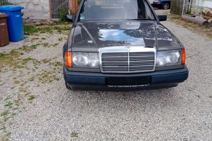 Mercedes-Benz 230 Gebrauchtwagen