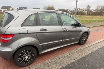 Mercedes-Benz B 200 Gebrauchtwagen