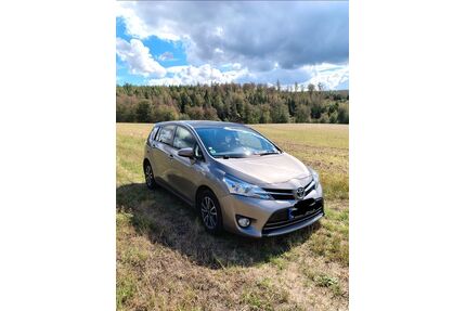 Toyota Verso Gebrauchtwagen