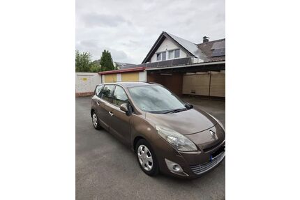 Renault Grand Scenic Gebrauchtwagen