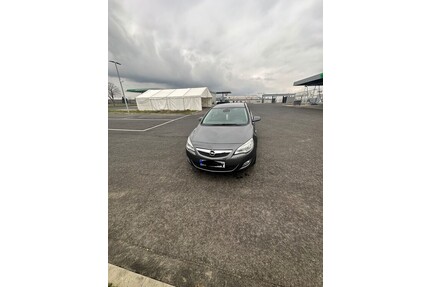 Opel opel astra j Gebrauchtwagen