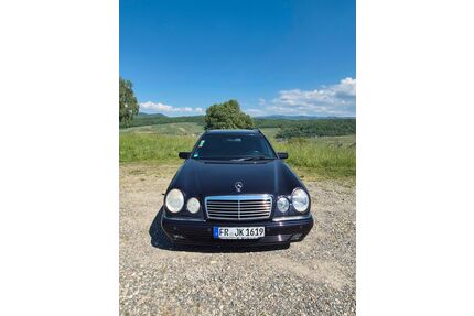 Mercedes-Benz E 240 Gebrauchtwagen