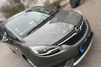 Opel Zafira Tourer Gebrauchtwagen
