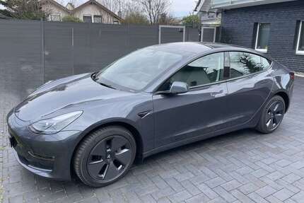 Tesla Model 3 Gebrauchtwagen