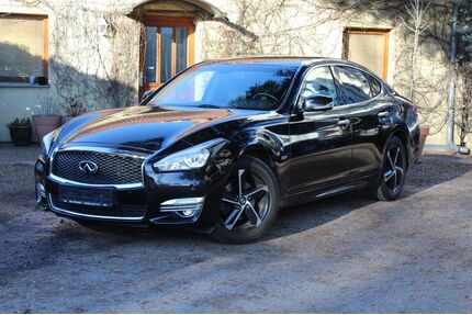 INFINITI Q70 Gebrauchtwagen