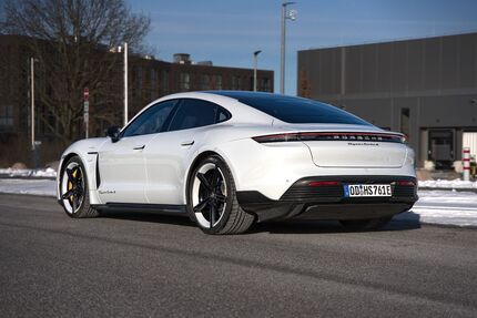 Porsche Taycan Gebrauchtwagen