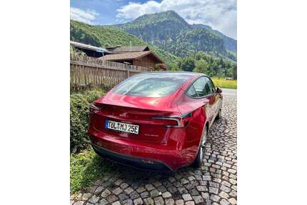 Tesla Model 3 Gebrauchtwagen