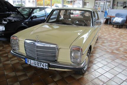 Mercedes-Benz 230 Gebrauchtwagen