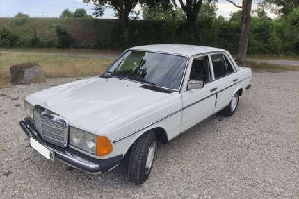 Mercedes-Benz 230 Gebrauchtwagen