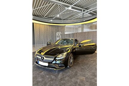 Mercedes-Benz SLC 180 Gebrauchtwagen