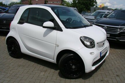 Smart ForTwo Prime Pano Leder Tempomat Cool & Media-Pake Gebrauchtwagen