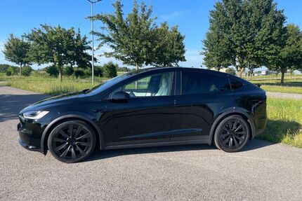 Tesla Model X Gebrauchtwagen