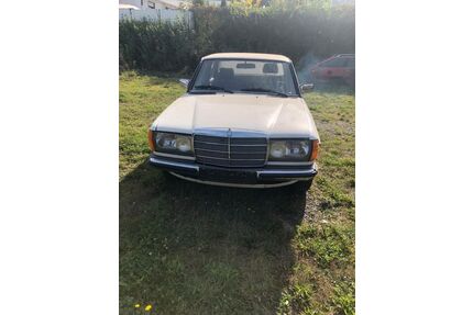 Mercedes-Benz 200 Gebrauchtwagen