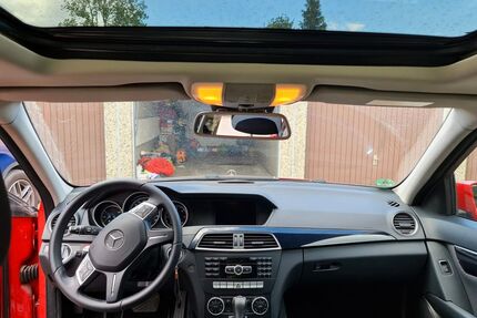 Mercedes-Benz 220 Gebrauchtwagen