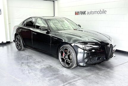 Alfa Romeo Giulia 2.0 Turbo Veloce Q4 1.Hand Carplay Xenon Gebrauchtwagen