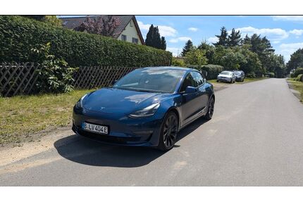 Tesla Model 3 Gebrauchtwagen