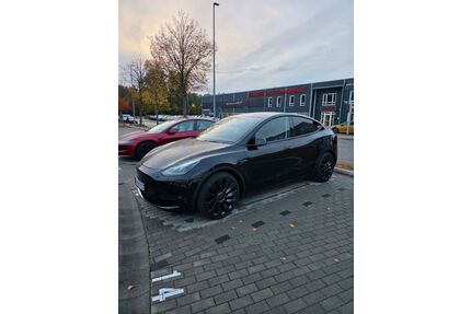 Tesla Model Y Gebrauchtwagen