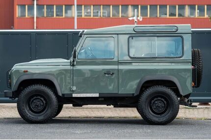 Land Rover Defender Gebrauchtwagen