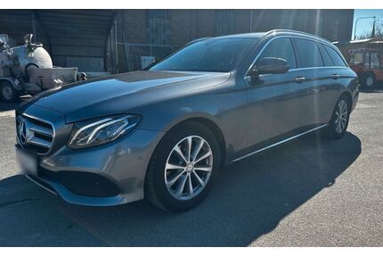 Mercedes-Benz E 220 Gebrauchtwagen