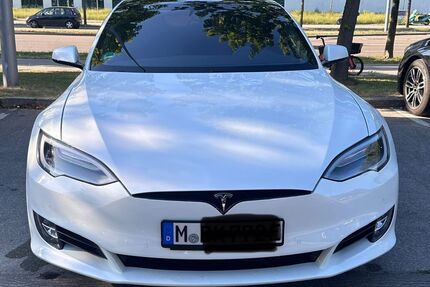 Tesla Model S Gebrauchtwagen
