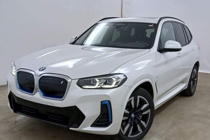 BMW iX3 Gebrauchtwagen