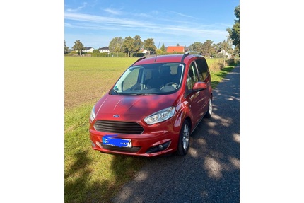 Ford Tourneo Courier Gebrauchtwagen