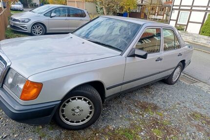 Mercedes-Benz E 260 Gebrauchtwagen