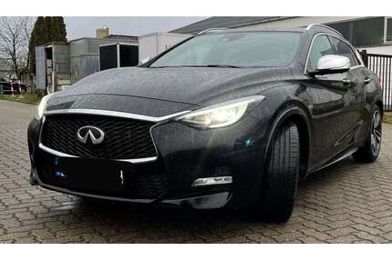 INFINITI Q30 Gebrauchtwagen