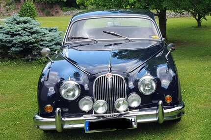 Jaguar MK II 