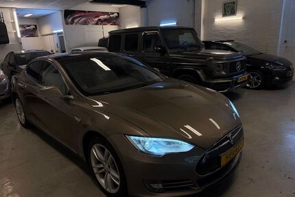 Tesla Model S Gebrauchtwagen