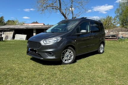 Ford Tourneo Courier Gebrauchtwagen