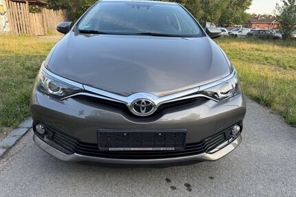Toyota Auris Gebrauchtwagen