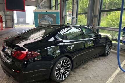 INFINITI Q70 Gebrauchtwagen