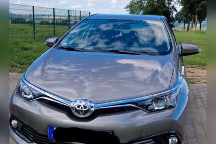 Toyota Auris Gebrauchtwagen
