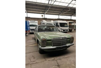 Mercedes-Benz 230 Gebrauchtwagen