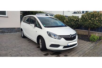 Opel Zafira Tourer Gebrauchtwagen
