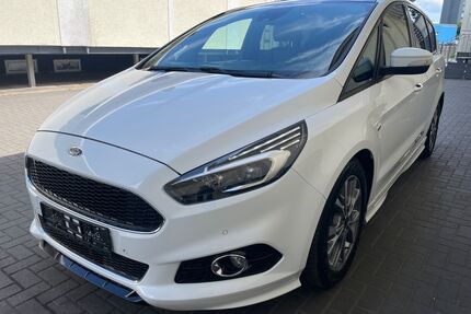 Ford S-Max Gebrauchtwagen
