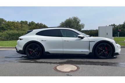Porsche Taycan Gebrauchtwagen