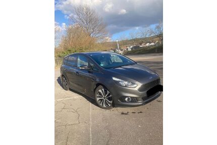 Ford S-Max Gebrauchtwagen
