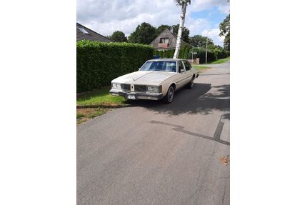 Oldsmobile Delta 88 Gebrauchtwagen