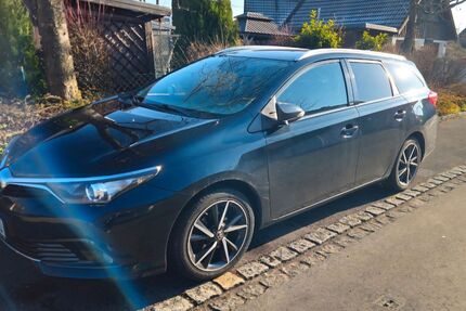 Toyota Auris Gebrauchtwagen