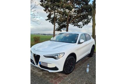 Alfa Romeo Stelvio Gebrauchtwagen