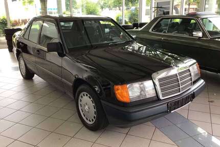 Mercedes-Benz 230 Gebrauchtwagen