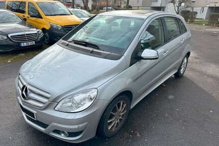 Mercedes-Benz B 200 Gebrauchtwagen